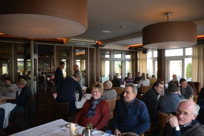 Gezamenlijk eten in het restaurant